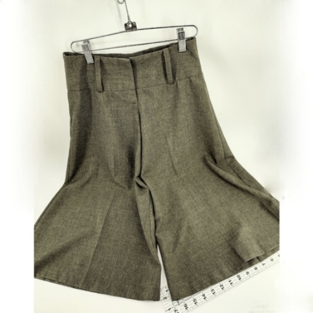 SPEECHLESS Green Lightweight Culottes / Gauchos in a Tweed-like Fabric Sz  7/8